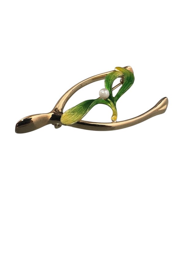 Brooches | Diamond Bay Jewelers